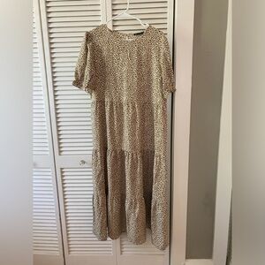 Amazon/pretty garden maxi dress, size Med, NWT